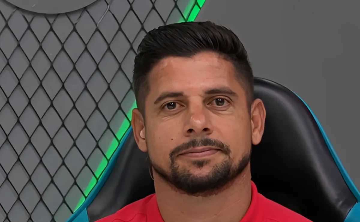 Cicinho não hesita e faz previsão ousada para Brasil x Haiti na Copa do Mundo: “Um atropelo”