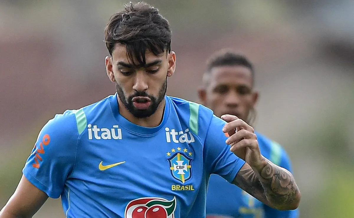 Líderes da Seleção Brasileira sugeriram mudança na escalação para Ancelotti