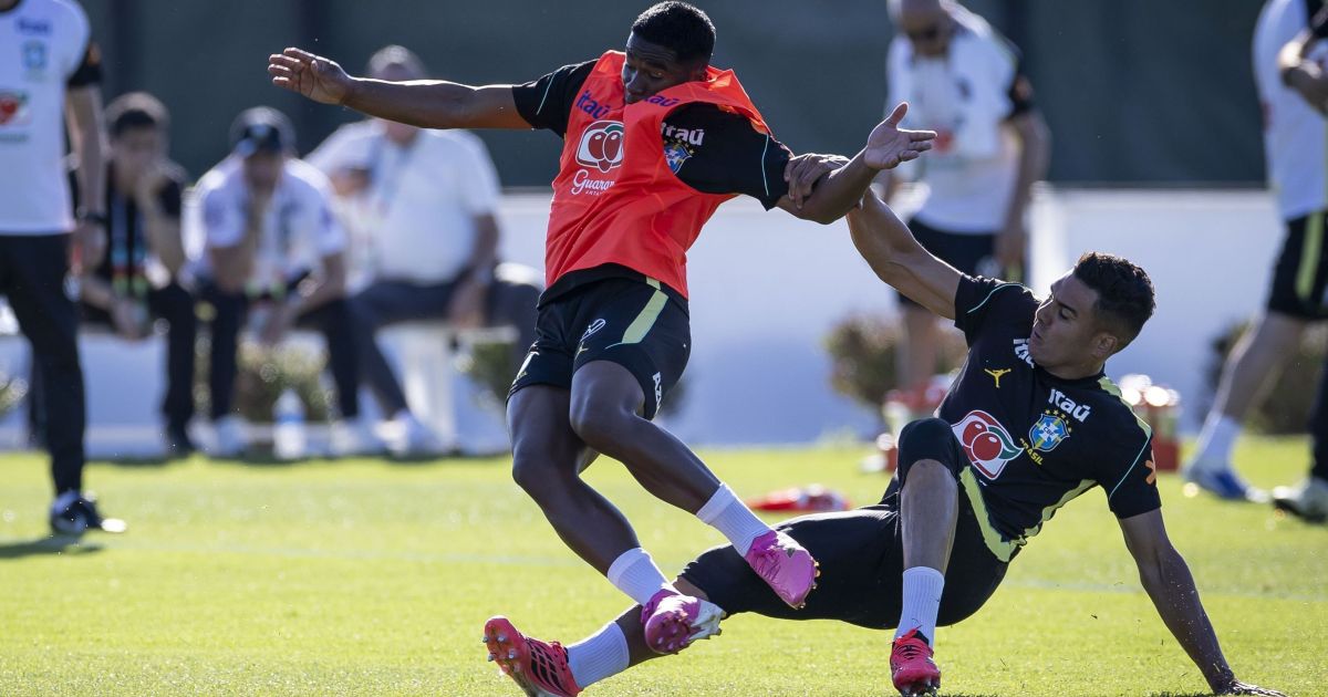 Carrinho de Casemiro em Endrick marca treino da Seleção Brasileira; veja
