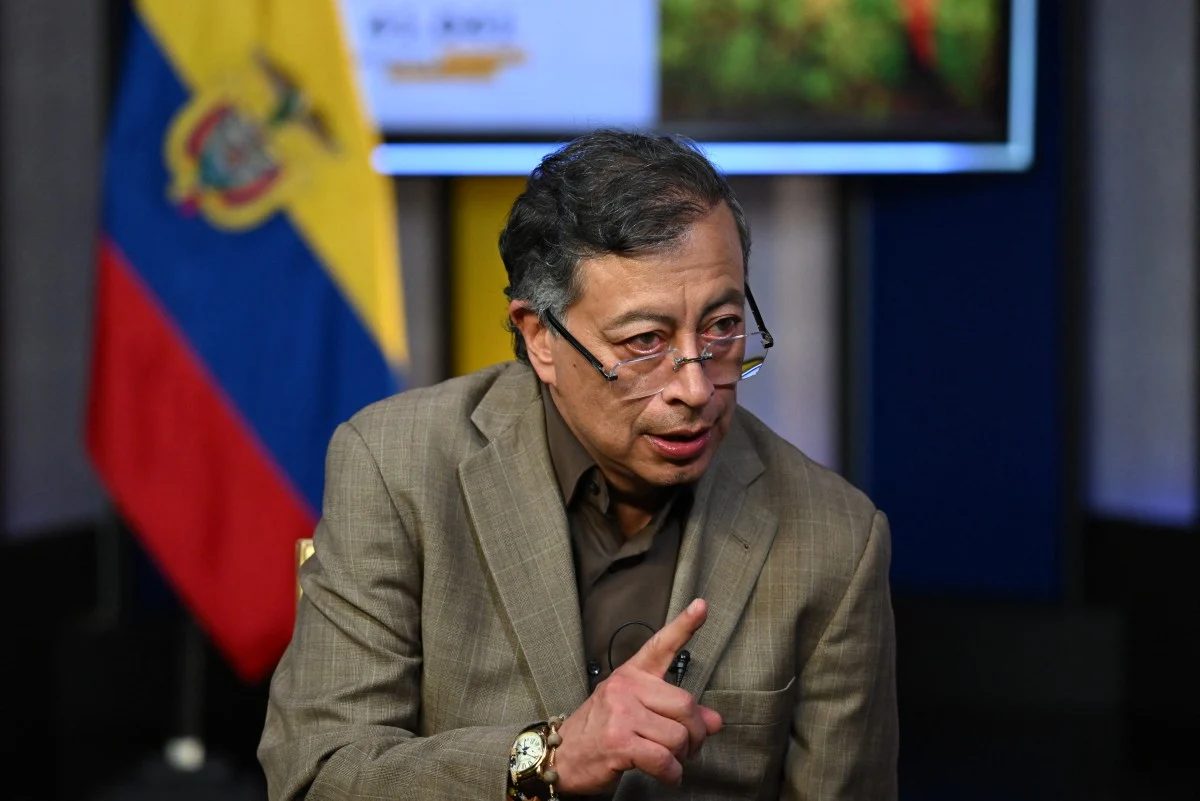 Gustavo Petro denuncia apoio dos EUA a genocidas e narcotraficantes na Colômbia
