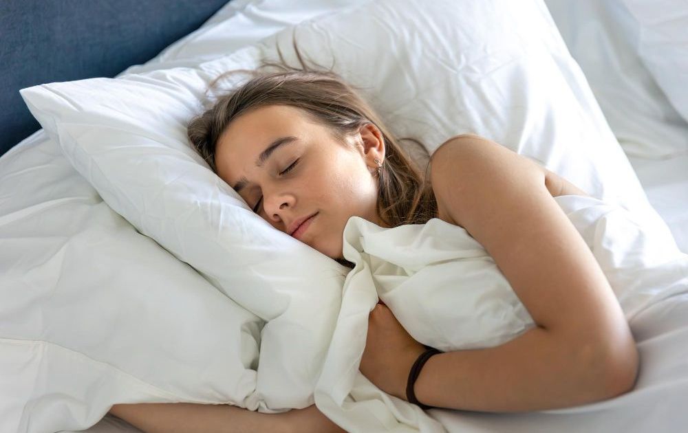 Final de semana é pior momento para compensar o sono? Entenda
