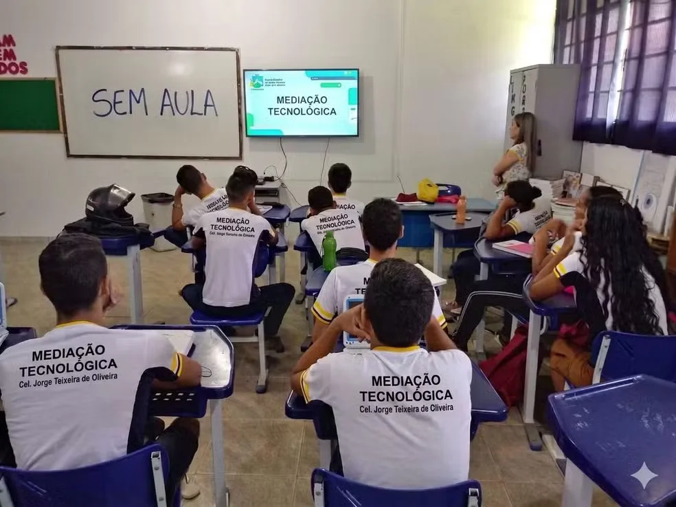 Mais de 6 mil alunos estão sem aulas em RO