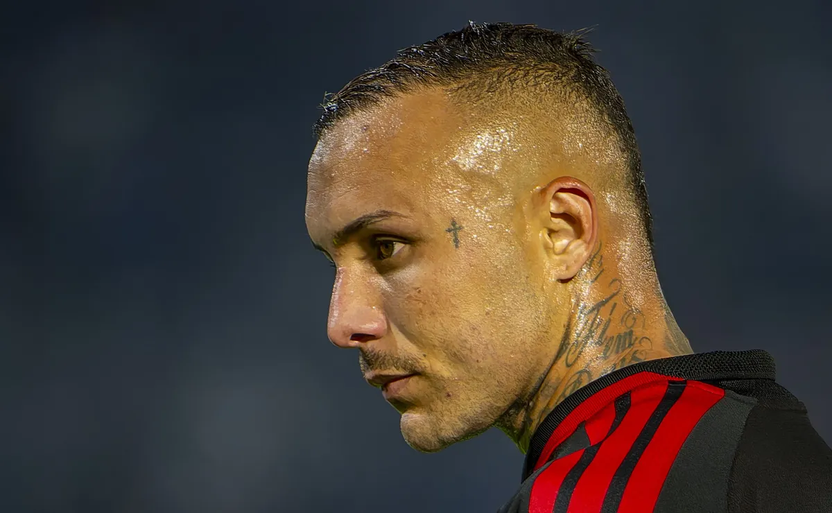 Vasco entende que o Flamengo não vai liberar Everton Cebolinha e negócio é difícil de acontecer