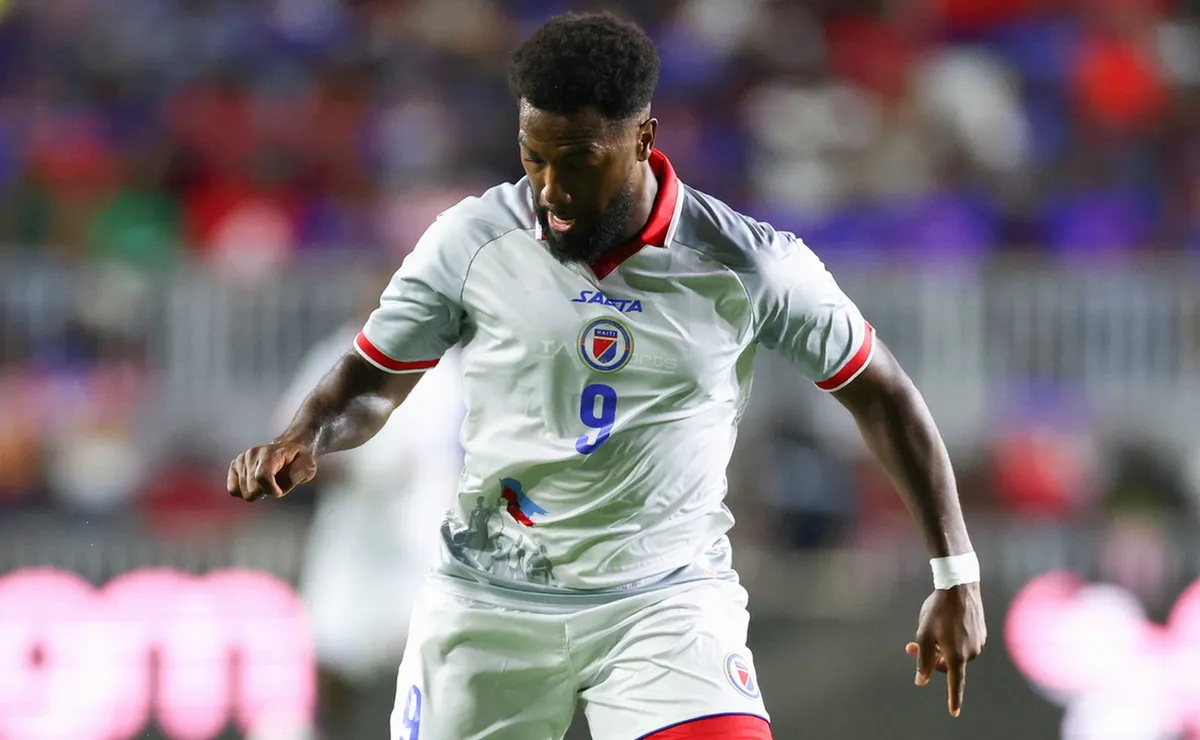 Haiti estreia na Copa do Mundo tendo o artilheiro Duckens Nazon como esperança de gols
