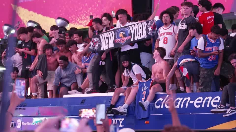 NBA: Várias pessoas são detidas em NY em comemorações do título do Knicks