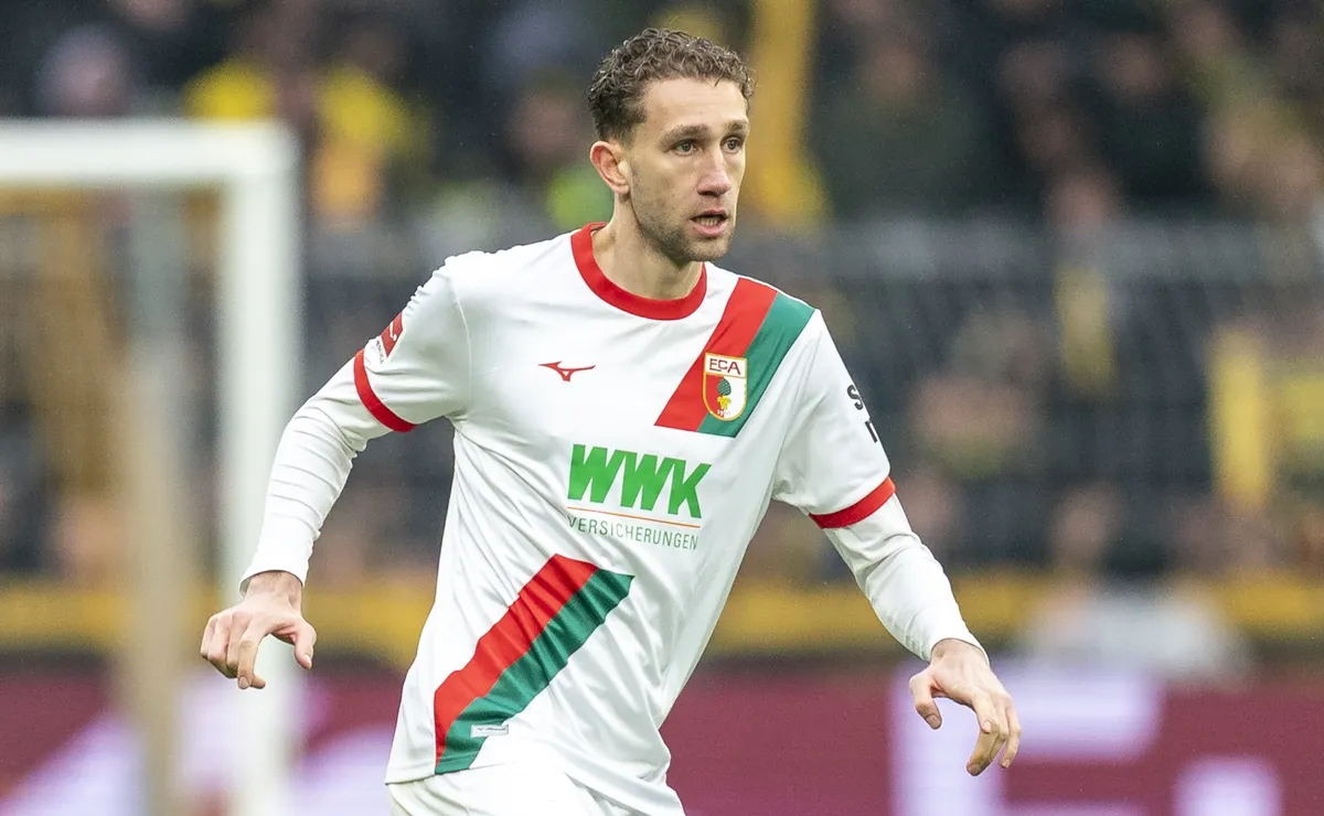 São Paulo prepara oferta de empréstimo por zagueiro Arthur Chaves, informa André Hernan