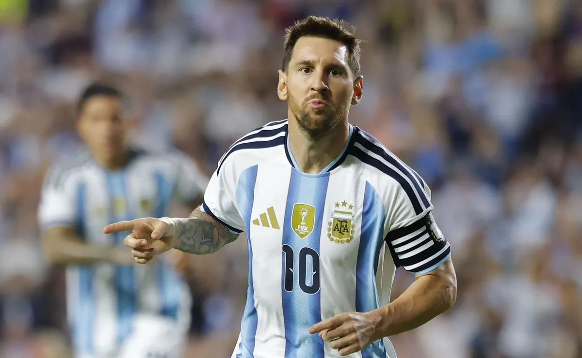 Messi chega à histórica sexta Copa do Mundo e garante estar empolgado “como sempre”