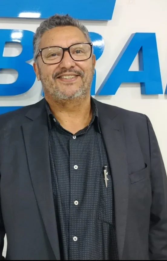 Acadêmico de Direito é homenageado pela Fenacom em Vilhena