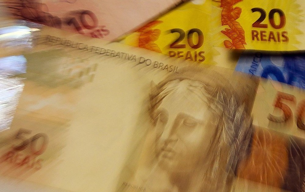 Compras abaixo de US$ 50 voltarão a ser tributadas em 2027 com CBS