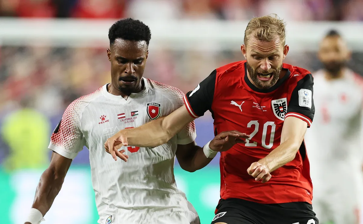 Áustria vence Jordânia por 3 a 1 na Copa do Mundo em jogo eletrizante na estreia