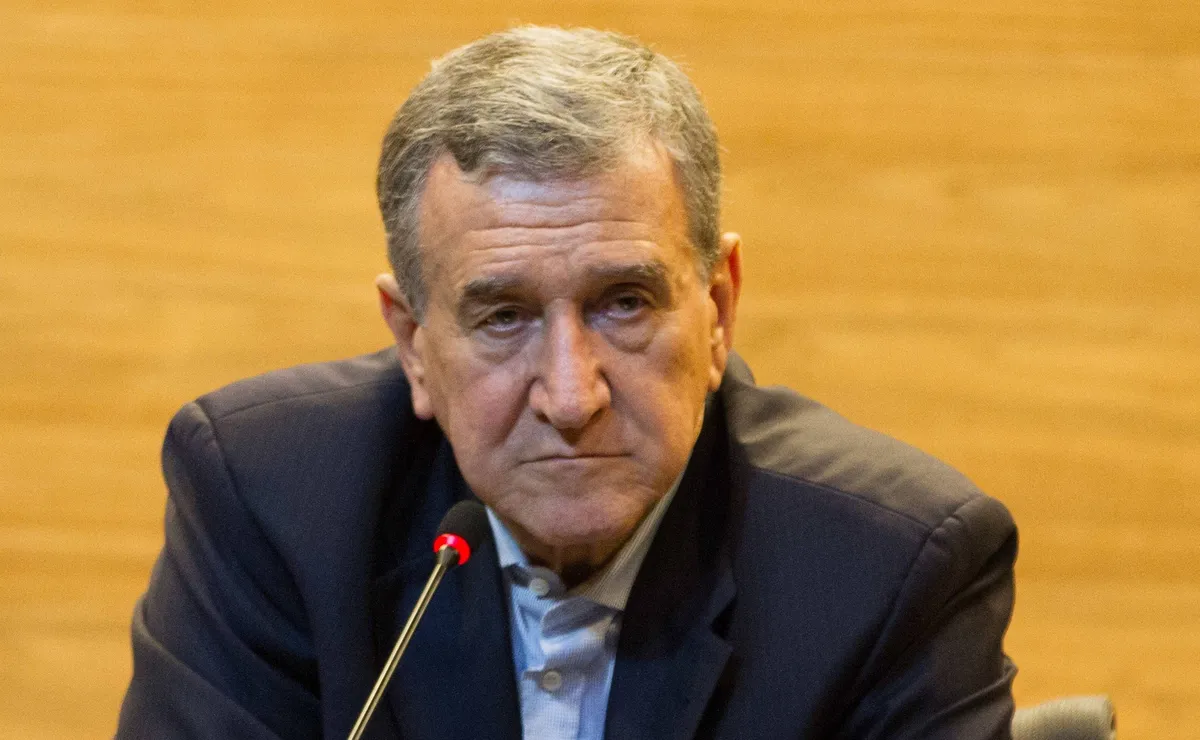 Carlos Alberto Parreira é internado no Rio de Janeiro; Tetracampeão luta contra um linfoma de Hodgkin