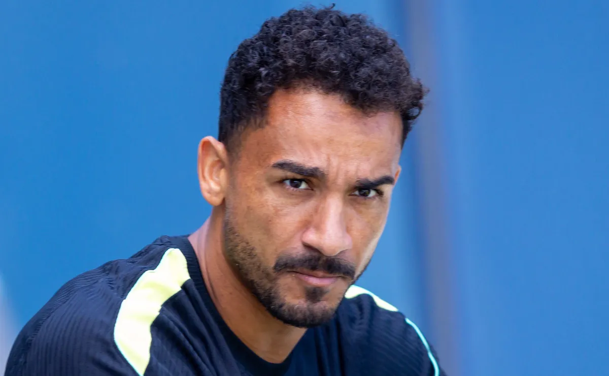 Danilo ganha força com Ancelotti e deve assumir vaga na Seleção Brasileira contra o Haiti