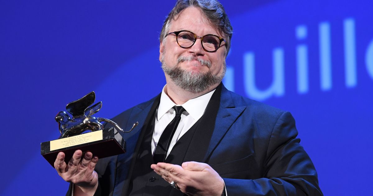 “À beira do analfabetismo cinematográfico”, diz Guillermo del Toro sobre IA