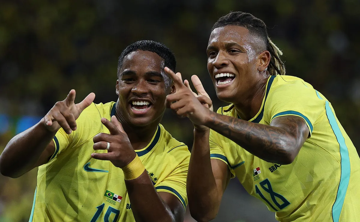 Tiago Leifert ‘saca’ Paquetá e Raphinha e escala Brasil com Danilo e Endrick contra Haiti; veja time