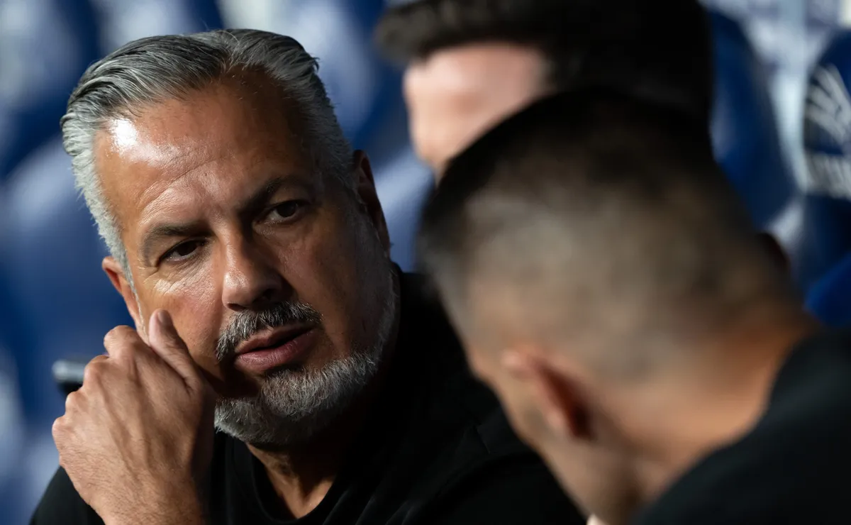 José Boto, do Flamengo, é um dos nomes avaliados no Milan para o cargo de CEO, afirma jornal