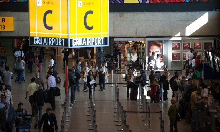 Operação mira extorsão de passageiros no Aeroporto de Guarulhos