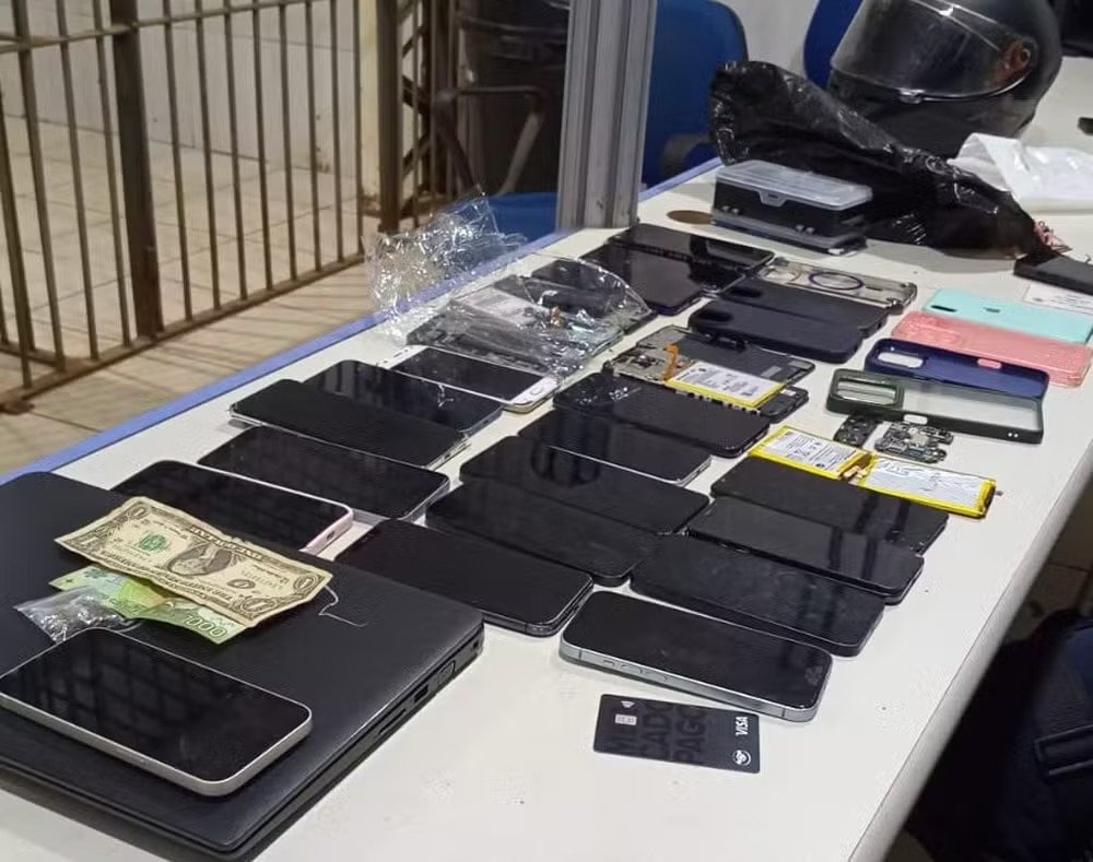 Polícia prende homem que desbloqueava e desmontava celulares roubados para revenda em RO