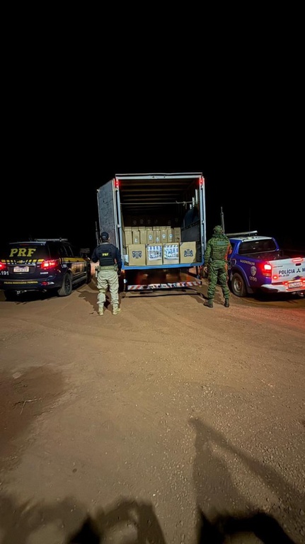 Polícia Federal apreende quase 100 mil maços de cigarros contrabandeados em RO