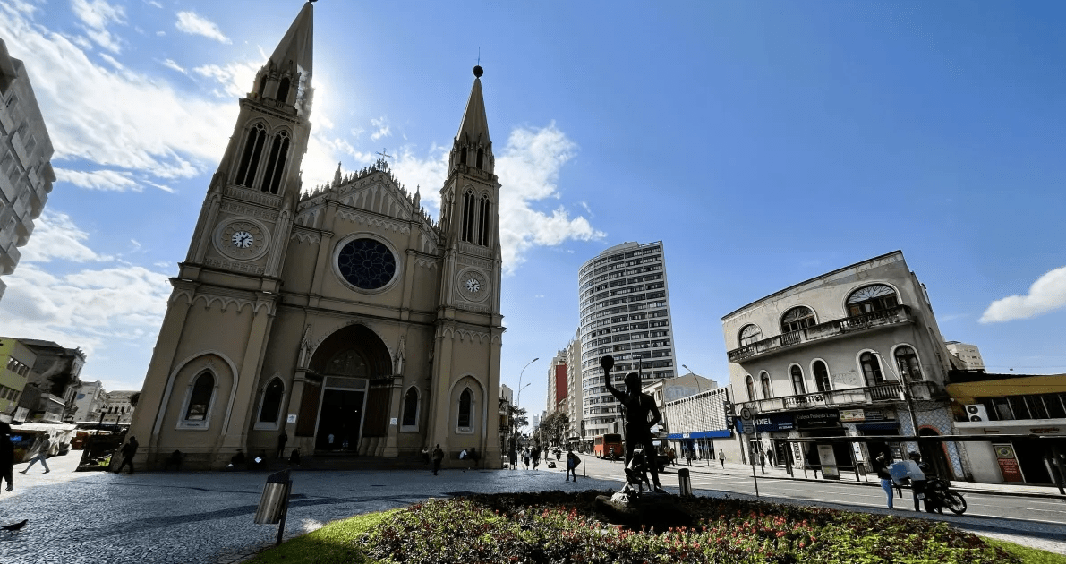 Variações expressivas de temperatura: veja previsão do tempo para Curitiba