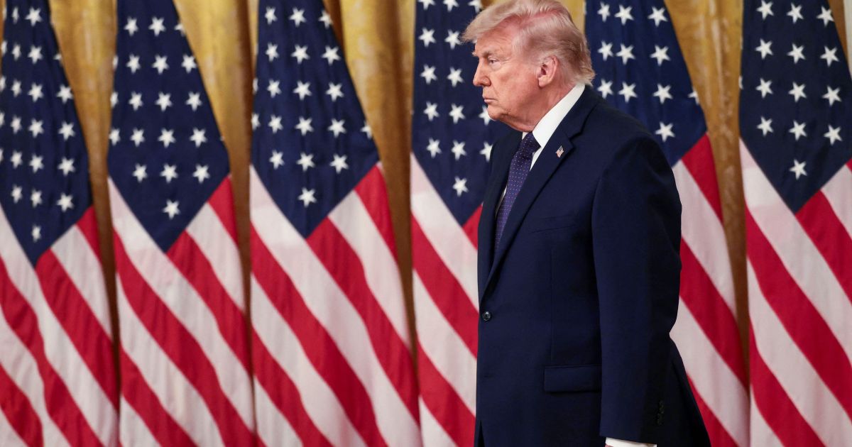 Pequenos protestos contra Trump ocorrem nos 250 anos dos EUA