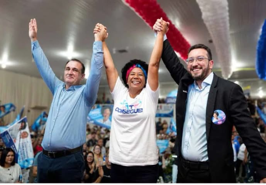 Em noite histórica, Silvia Cristina lança pré-candidatura ao Senado e reúne multidão em demonstração de força política em Rondônia