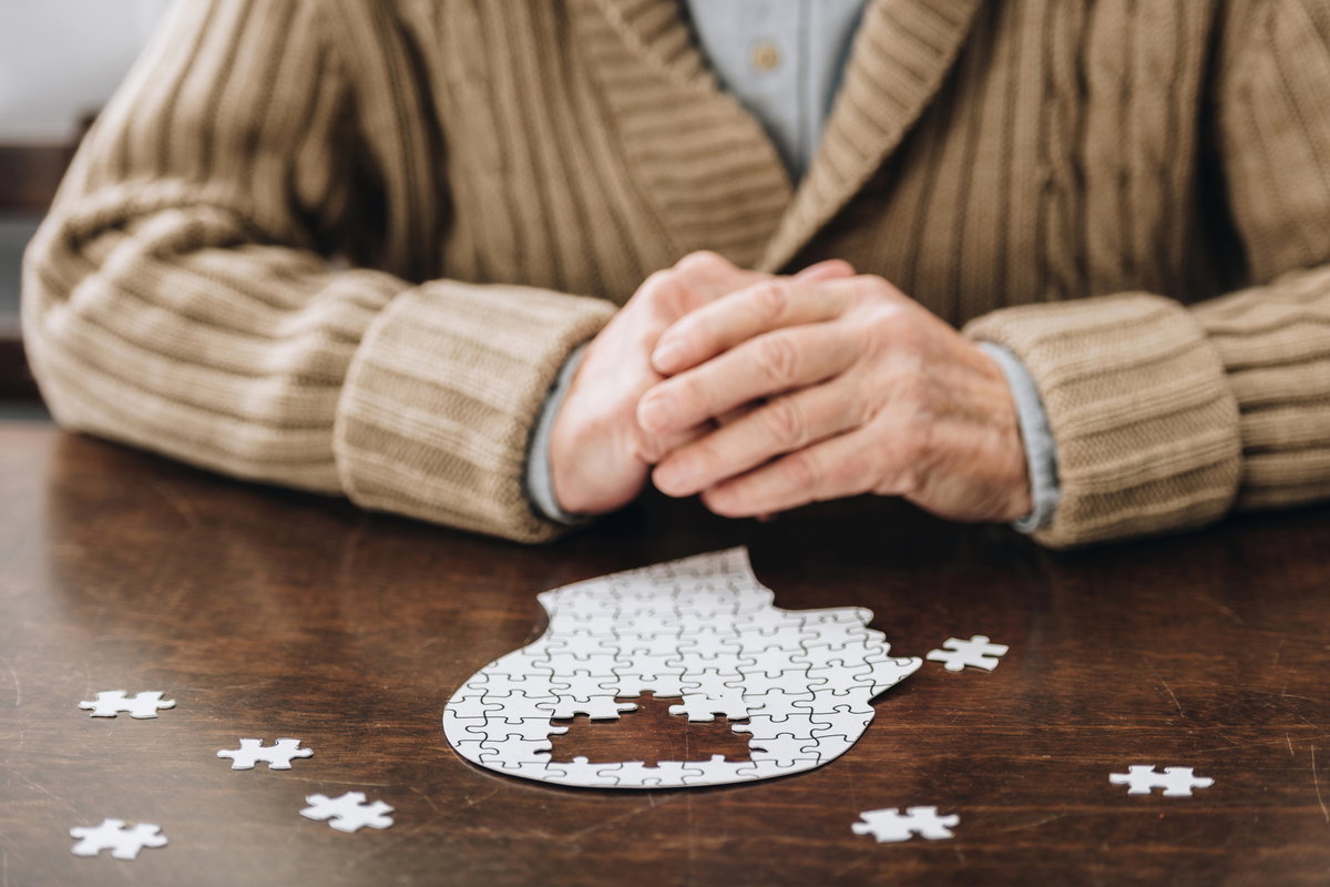 8 doenças neurodegenerativas: o que são (e principais sintomas)