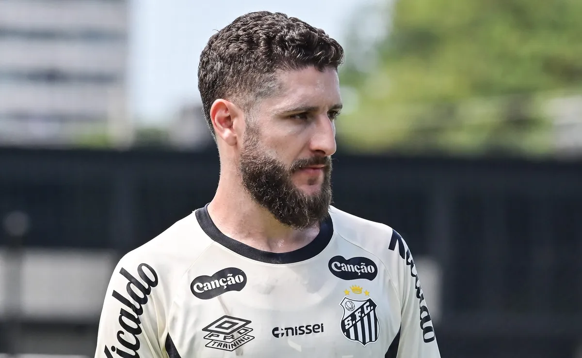 Sport mira contratação de Zé Rafael, afastado no Santos, e pode disputar volante no mercado