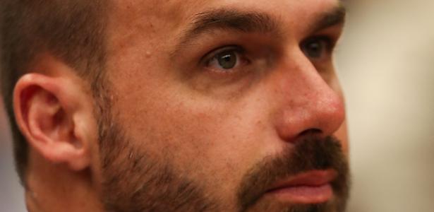 Eduardo Bolsonaro desiste de chapa ao Senado devido a insegurança jurídica e pesquisas