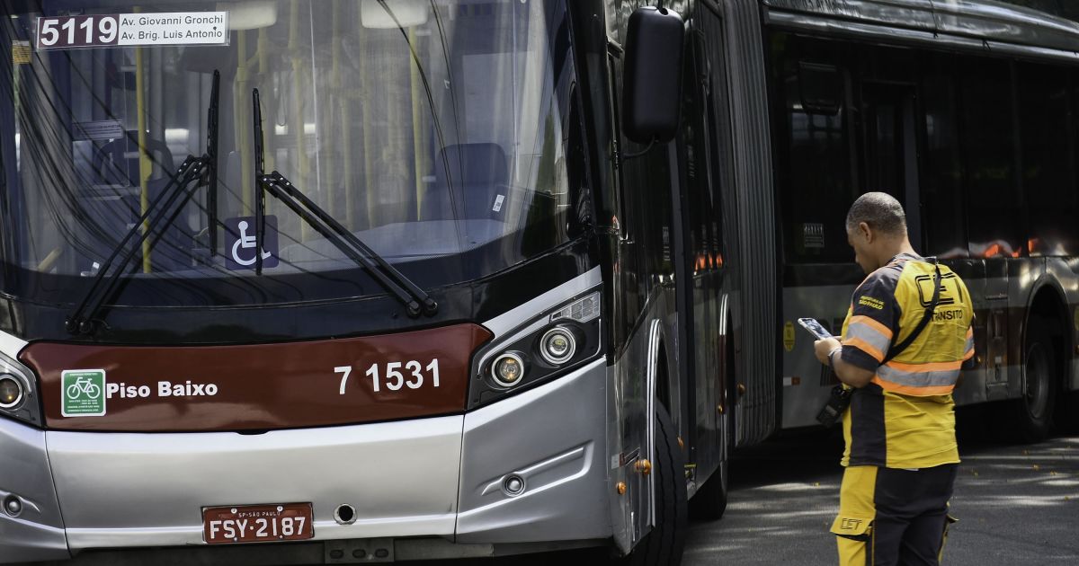 Menino de 11 anos morre após ser atropelado por ônibus SP
