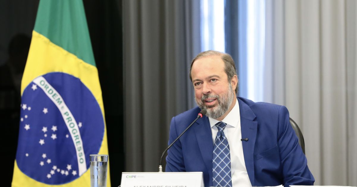 Silveira prevê leilão de gás no fim de 2026 e preço de até US$ 5,25