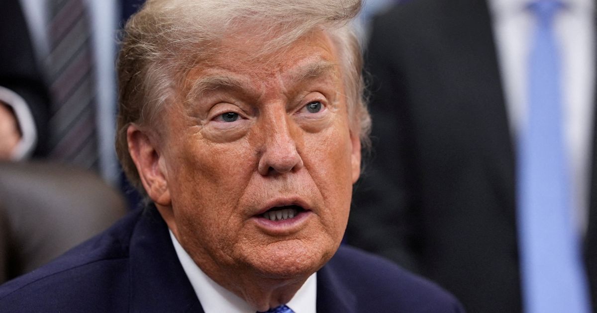 Trump diz que cobrará reembolso de países por petróleo em Ormuz