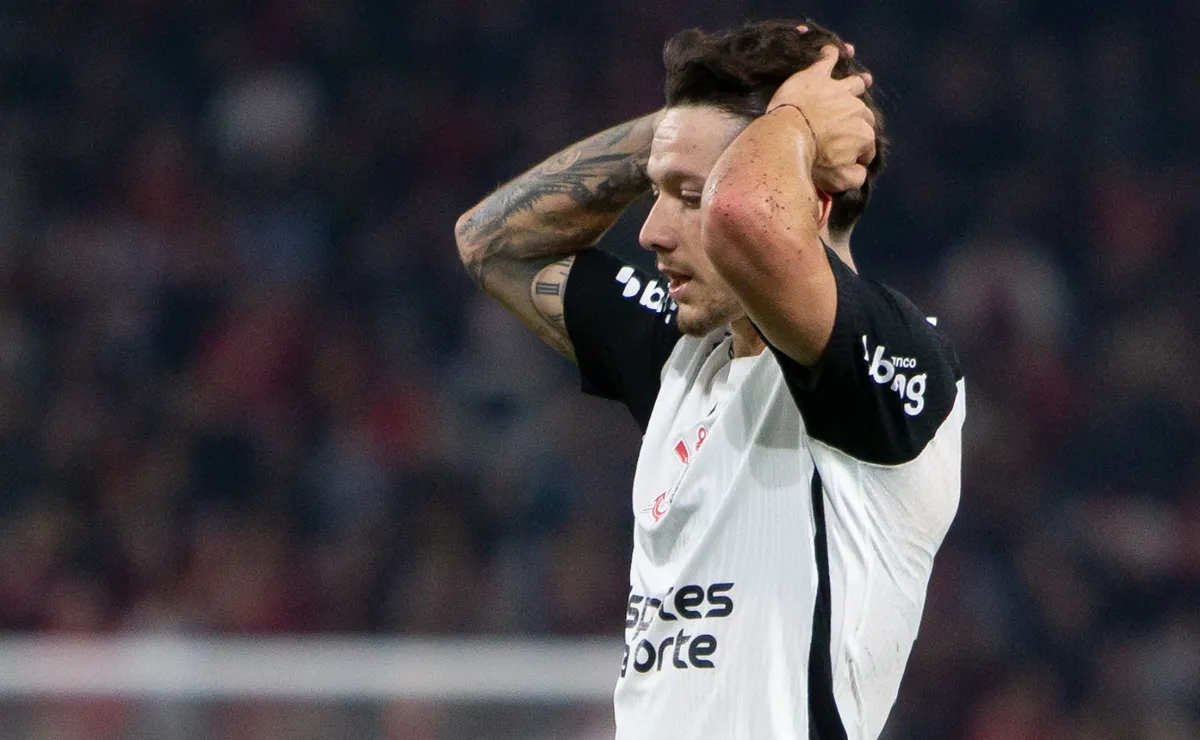 Rodrigo Garro lamenta empate do Corinthians e liga alerta para o Z-4 no Brasileirão