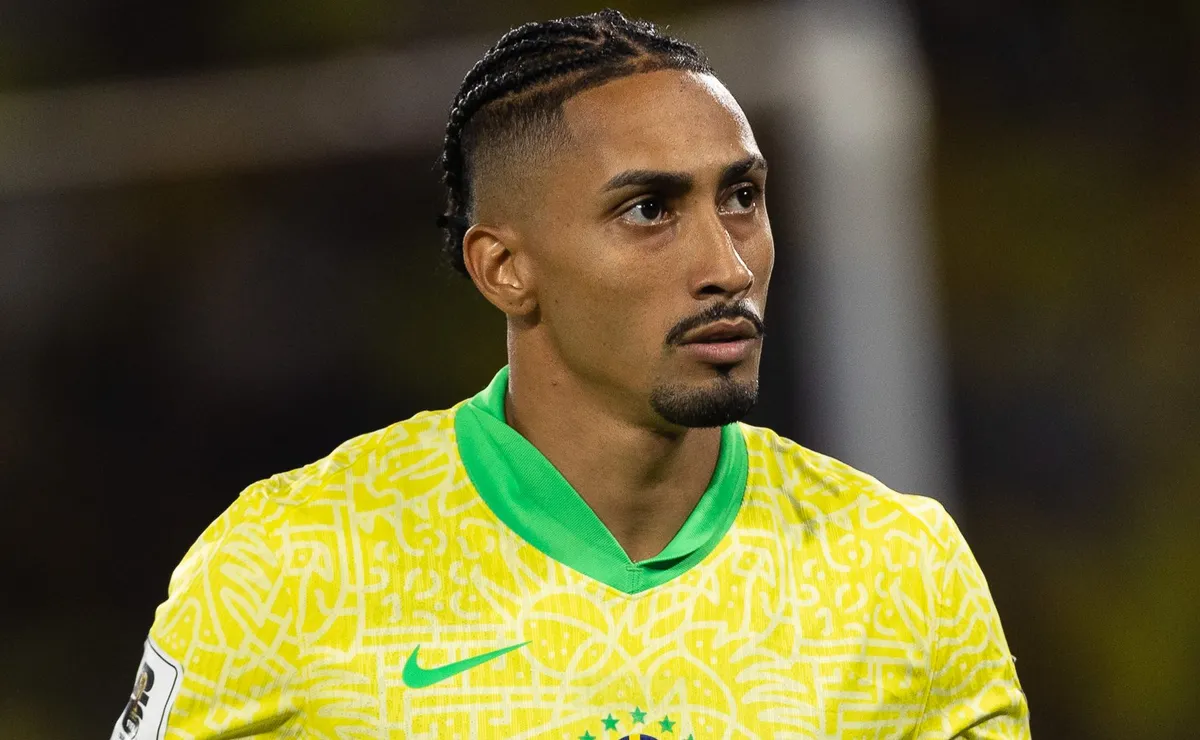 Raphinha fala sobre a responsabilidade de defender a Seleção Brasileira em uma Copa do Mundo