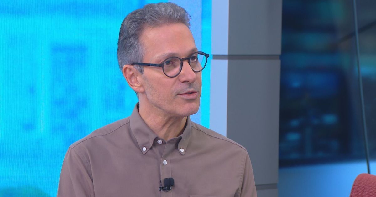 À CNN, Zema cita Flávio, mas diz que manterá candidatura até o fim