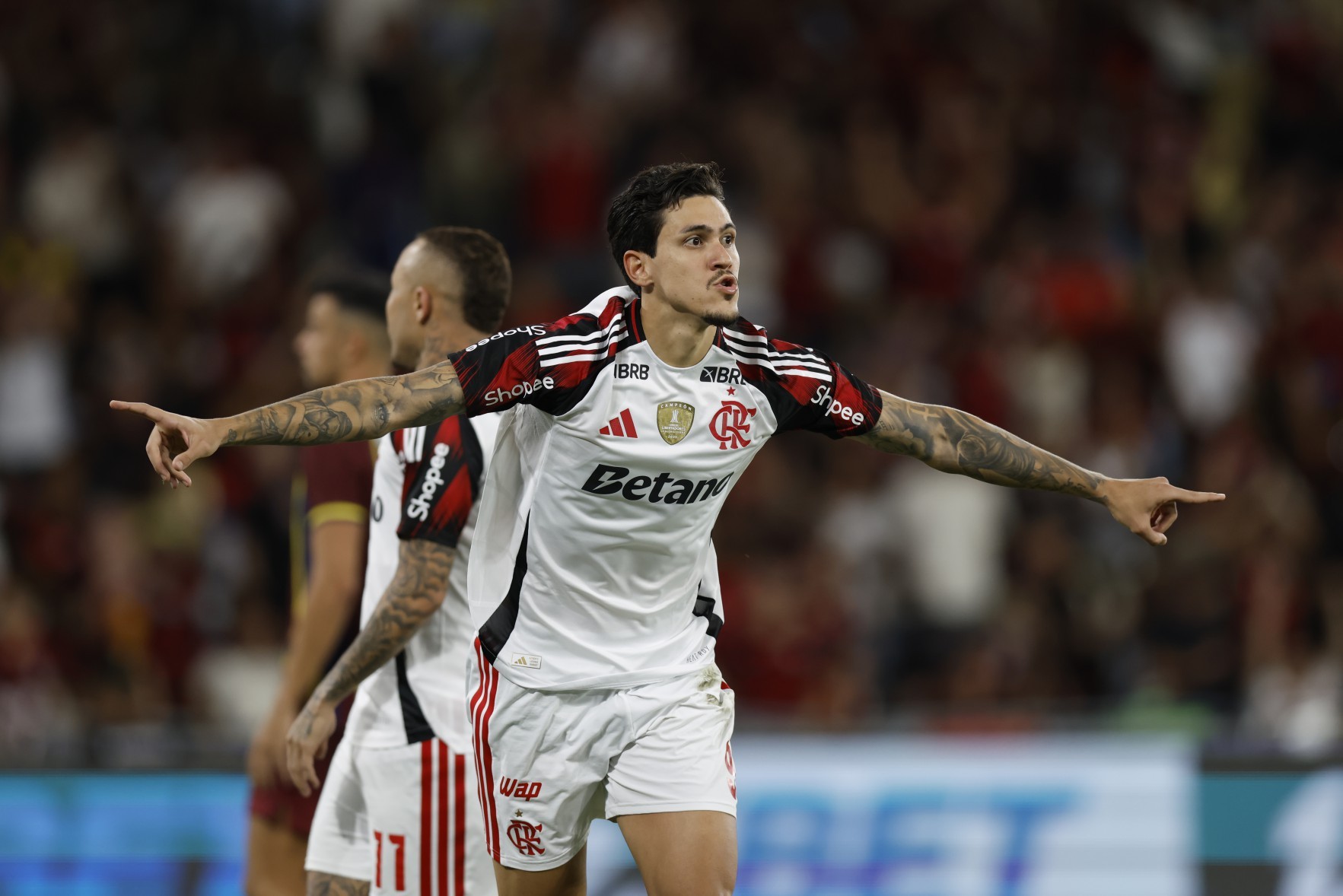 Pedro brilha com gols e assistências antes da convocação para Copa do Brasil