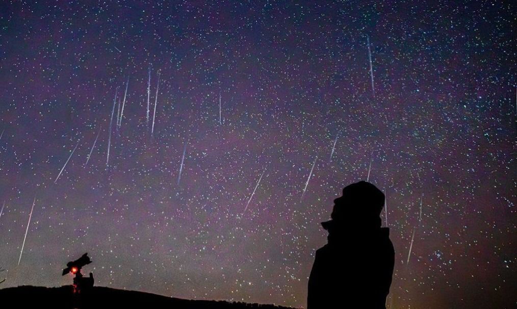 Entenda o que é Líridas, chuva de meteoros vista no Brasil