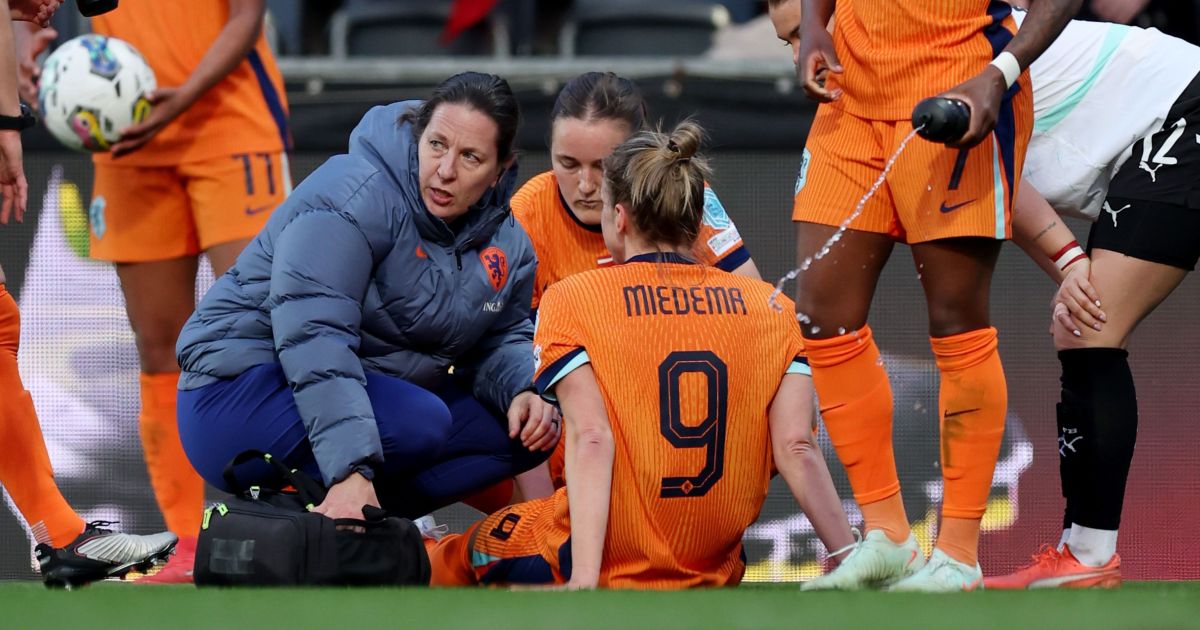 Liga feminina de futebol dos EUA se une a projeto para reduzir lesões de LCA