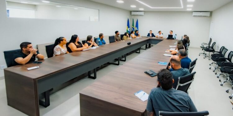 Prefeitura de Jaru formaliza parceria na realização da 14ª etapa do Projeto Ministério Público Itinerante, que acontecerá em Tarilândia