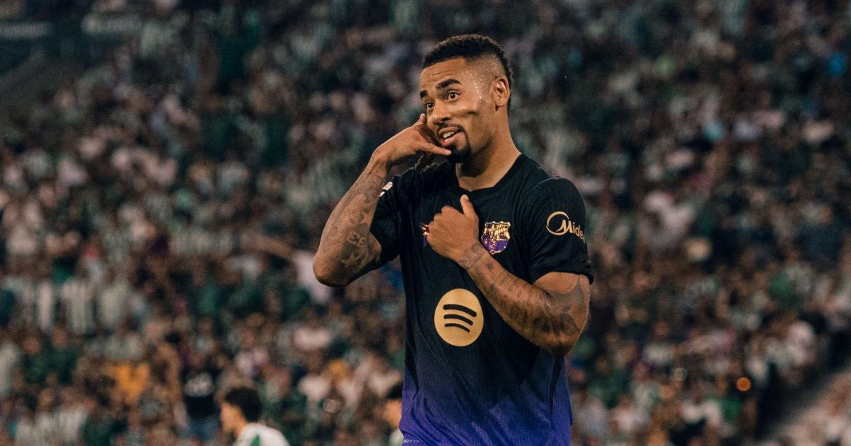 Gabriel Jesus supera início de Neymar e Ronaldinho no Barcelona