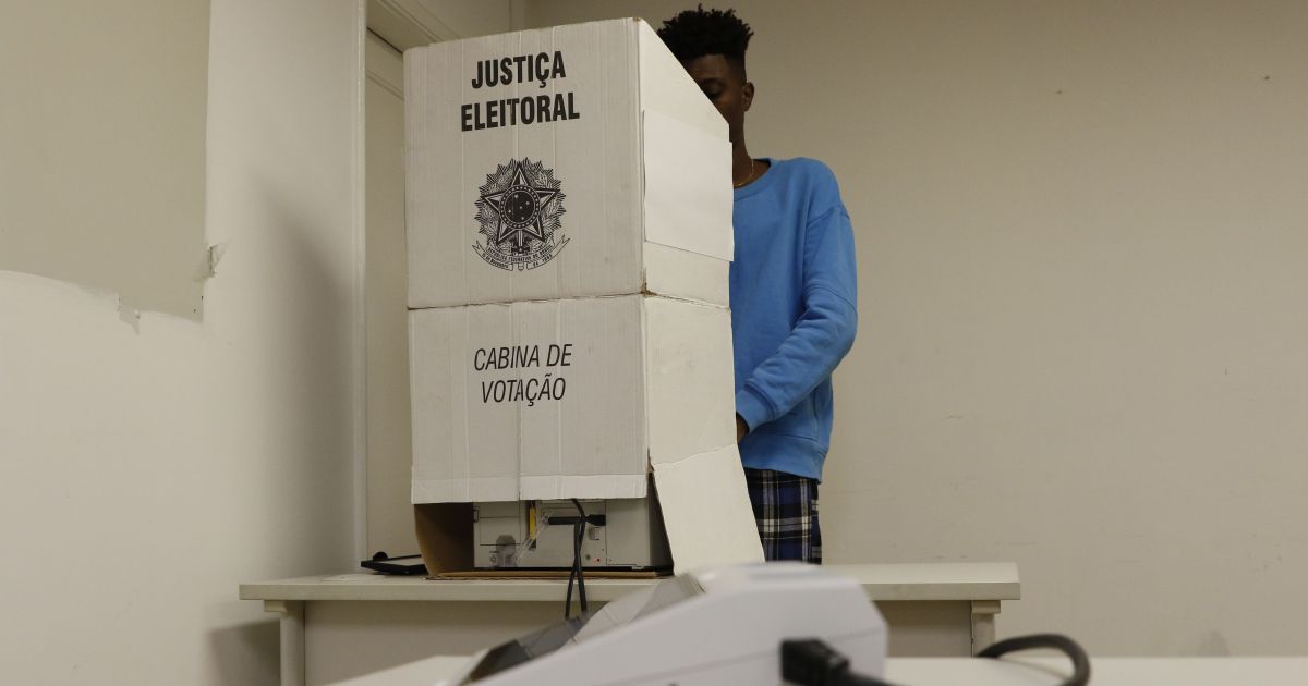 De 1933 a 2026: As curiosidades sobre a história do voto no Brasil