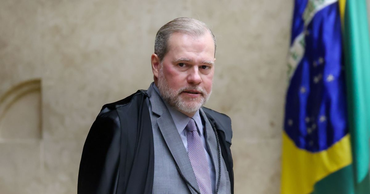 Dias Toffoli, ministro do TSE e do STF, vota no 2º turno em Brasília