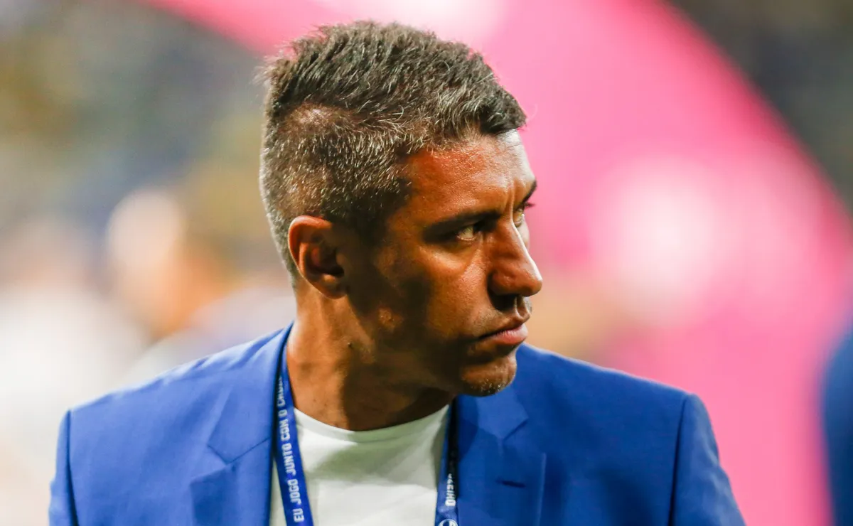 Opinião: Cruzeiro precisa contratar laterais para os dois lados da defesa pensando em 2027