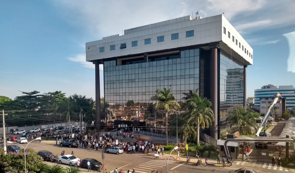 Justiça suspende exames ginecológicos em concurso público após ação de entidades sociais
