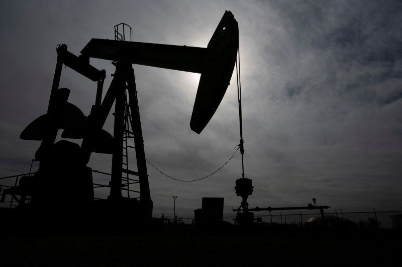 Petróleo sobe com tensões no Iêmen e ataque a refinaria na Arábia Saudita