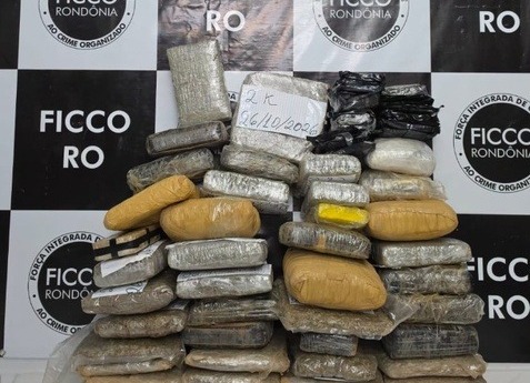 FICCO apreende 57 quilos de drogas escondidos no forro de casa em construção em Porto Velho