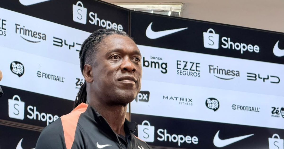 Diretor do Corinthians avalia trabalho de Seedorf: “Surpreendeu a todos”