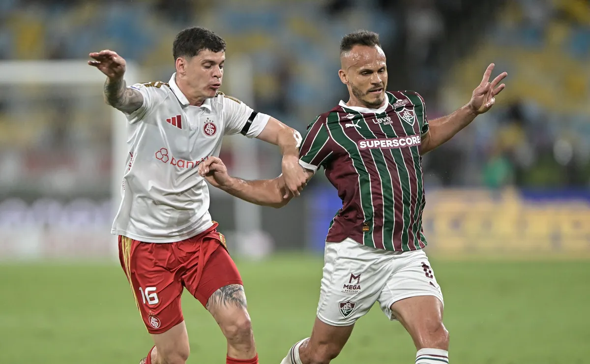 Fluminense vence o Internacional por 2 a 1 com gol de Lucho Acosta nos acréscimos