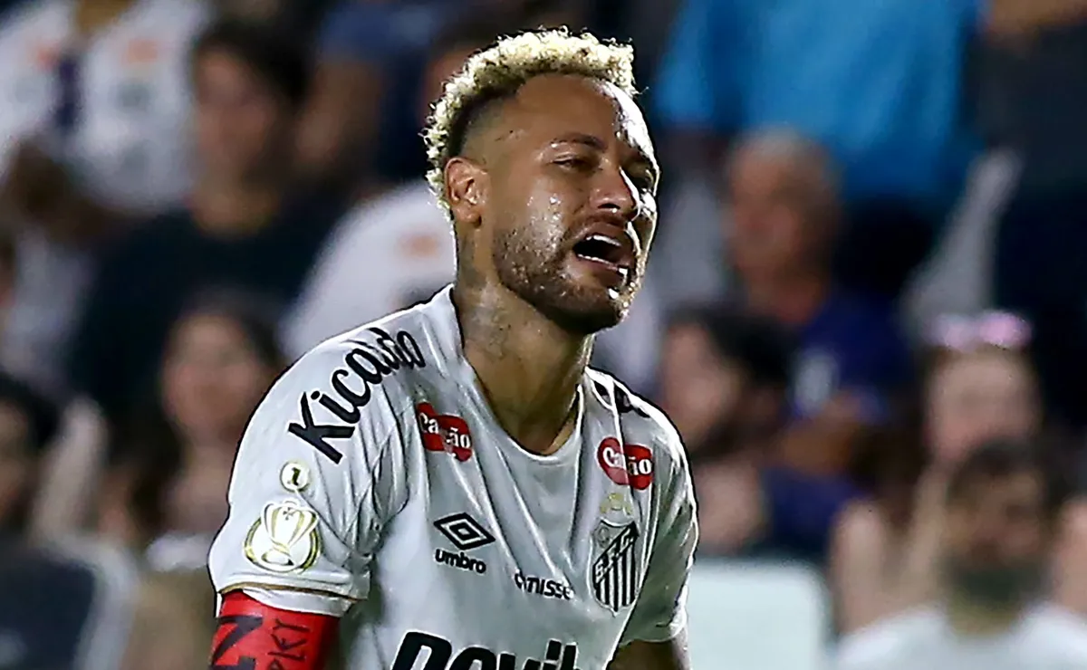 Neymar tem apenas 7 jogos até a convocação, mas já é desfalque confirmado contra o Bahia