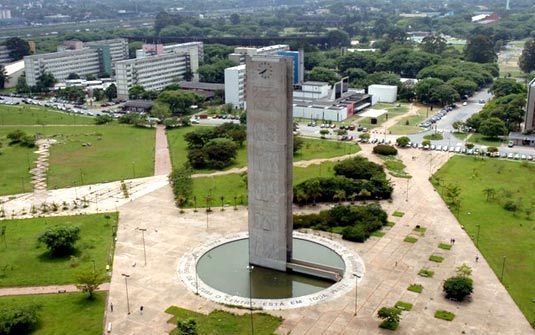 Funcionários da USP entram em acordo com reitoria e encerram greve
